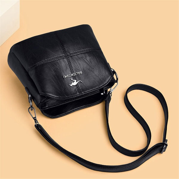 Bolsa de Couro Resistente - Beauty Lass - Imagem 12