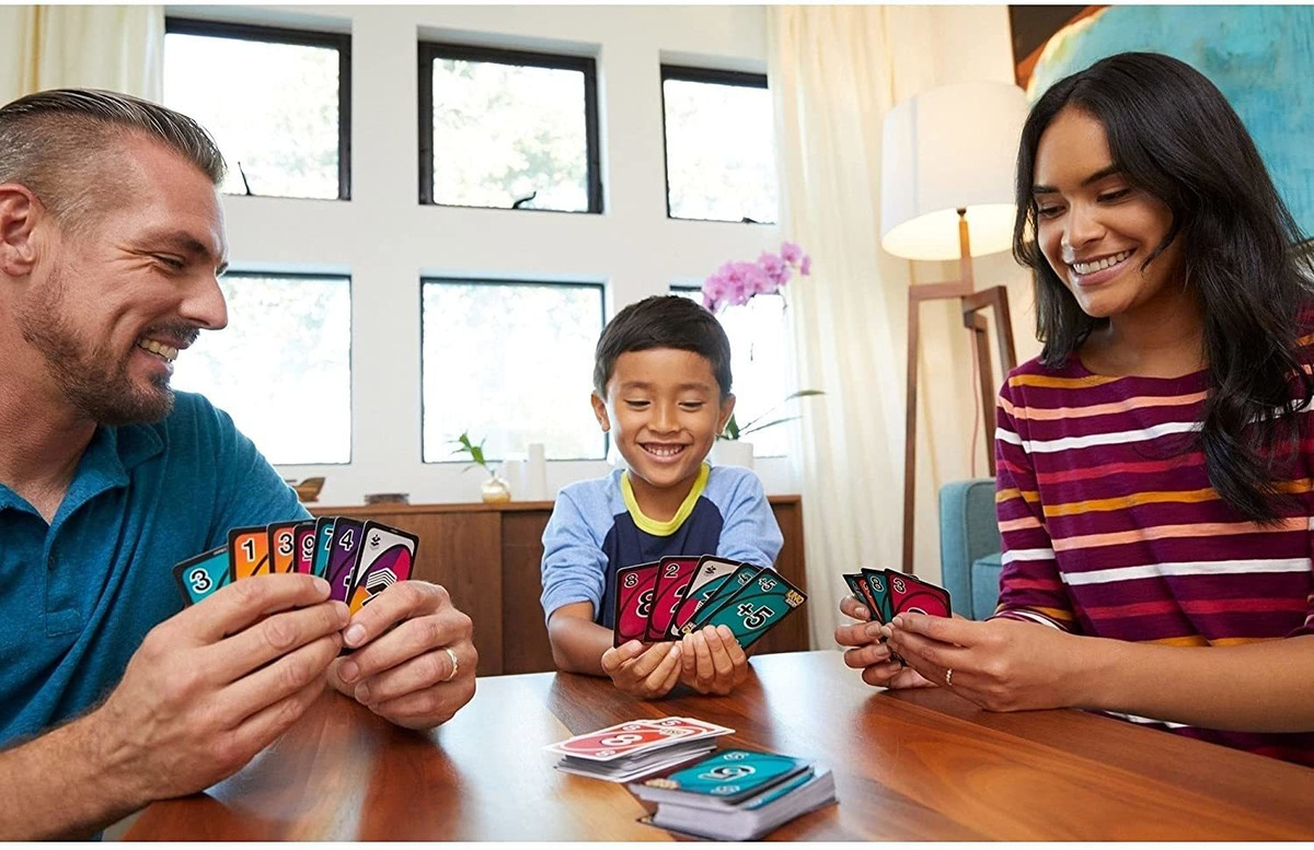 Jogo De Cartas Da Família Uno Flip Com 112 Cartas Em Uma Lat - Imagem 6