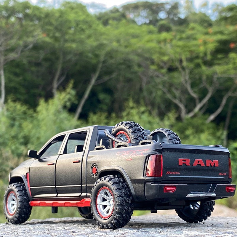 Modelos De Carros De Liga Leve 1:32 Para Dodge Ram Trx - Imagem 11