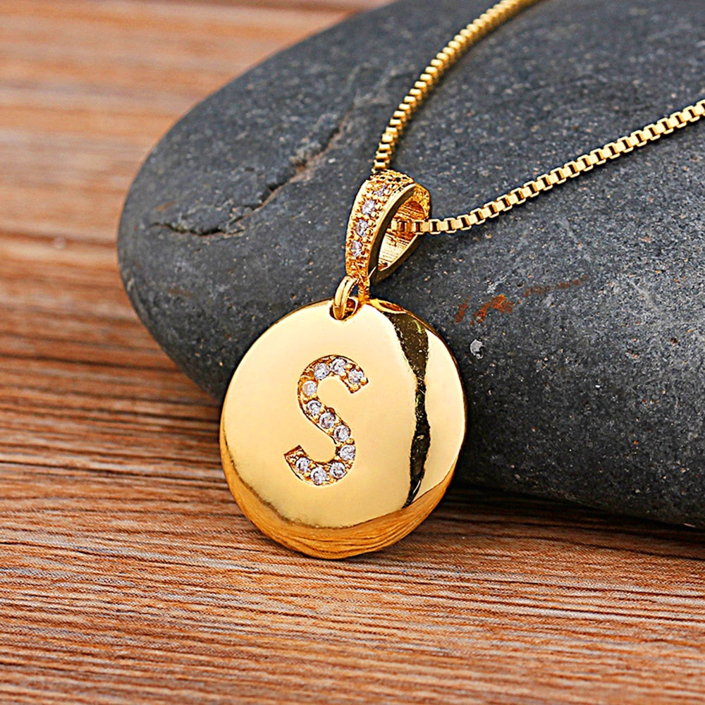 Colar Pingente de Letra 18K
