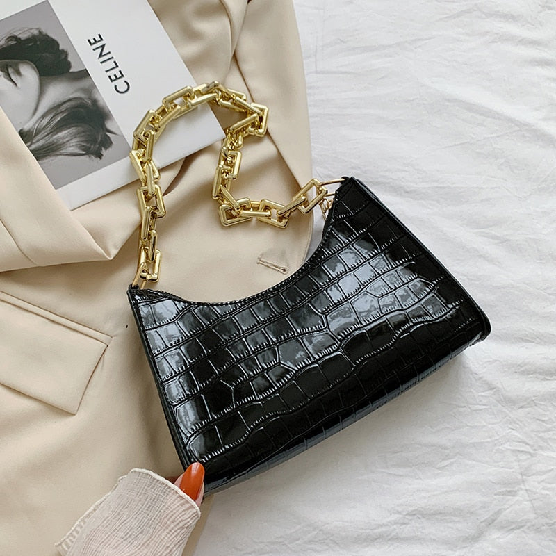 Bolsa de Couro Transversal - Feminina - Imagem 20