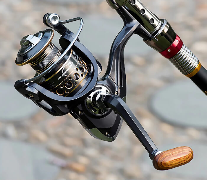 Vara de Pesca Telescopia em Fibra de Carbono com Molinete Drag 10kg - Imagem 4