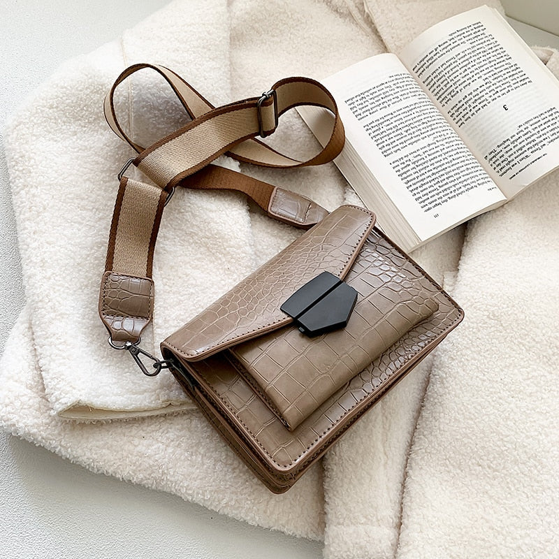 Mini Bolsa de Ombro - Feminina