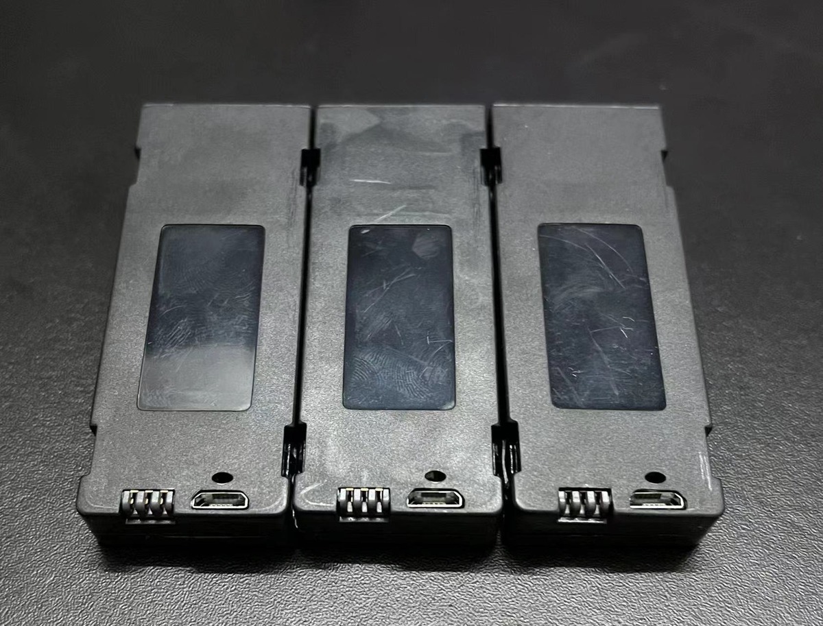 Kit 3 Drone Baterias E88 E E88 Pro 3.7v 600mah - Imagem 4