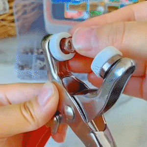 Alicate Premium para Fixar Botões