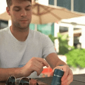 Barbeador Portátil com Carregamento USB